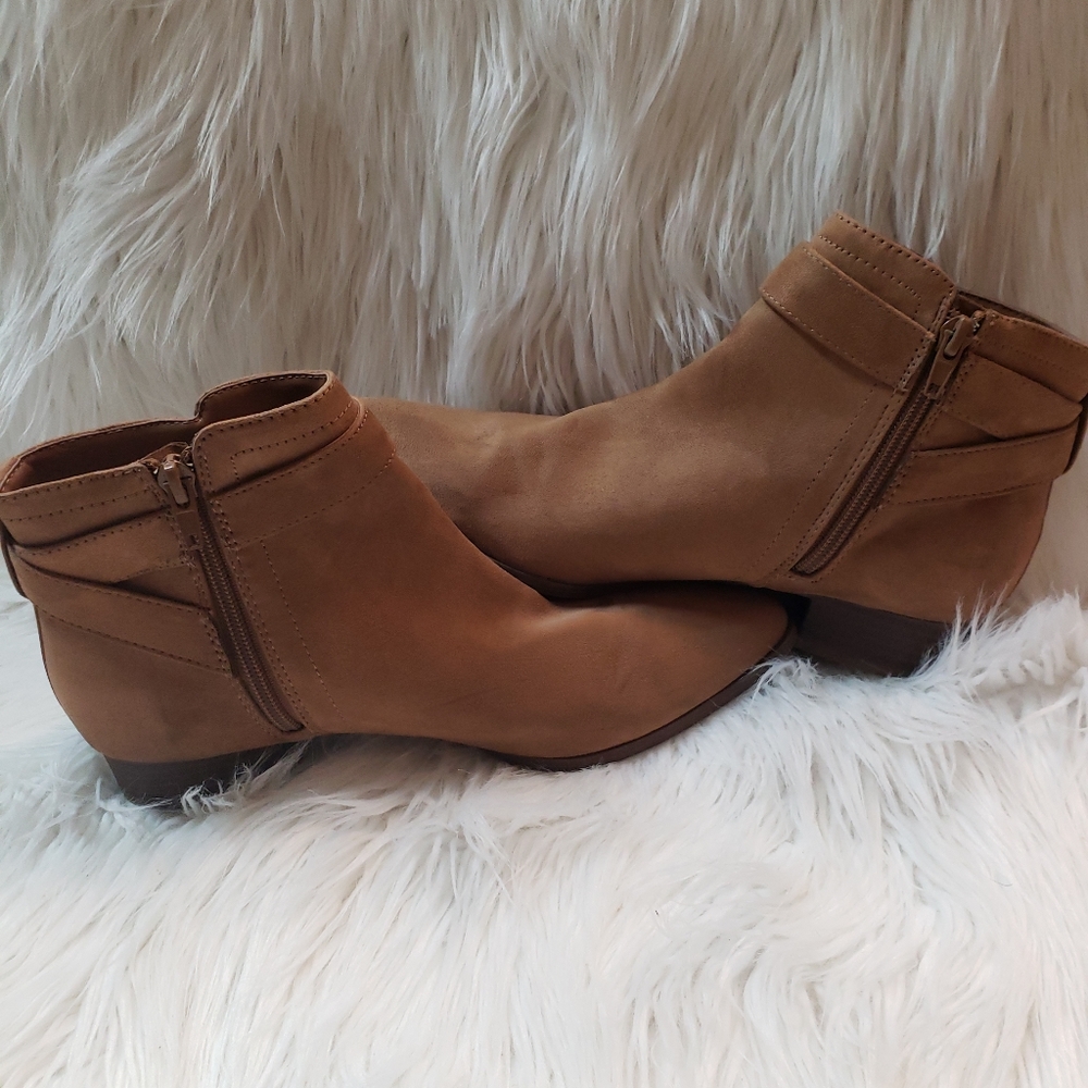 Booties - Picture 8 of 10